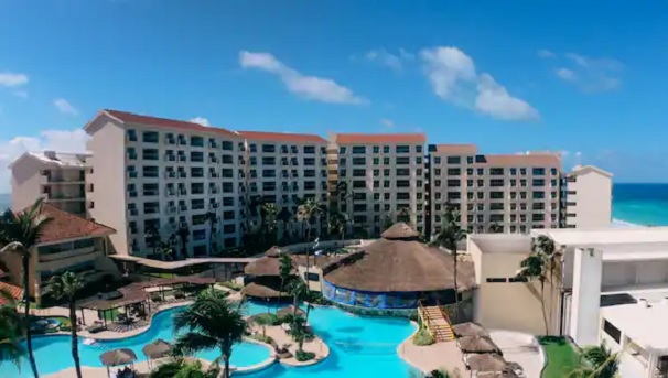 Cancun Budget Hotels Emporior Hotel Mexico